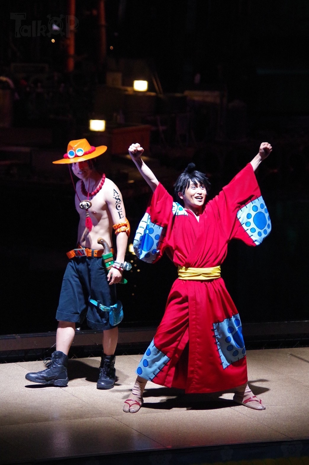 日本大阪环球影城海贼王舞台夏季表演最后一天路飞乌索普声优的的影城