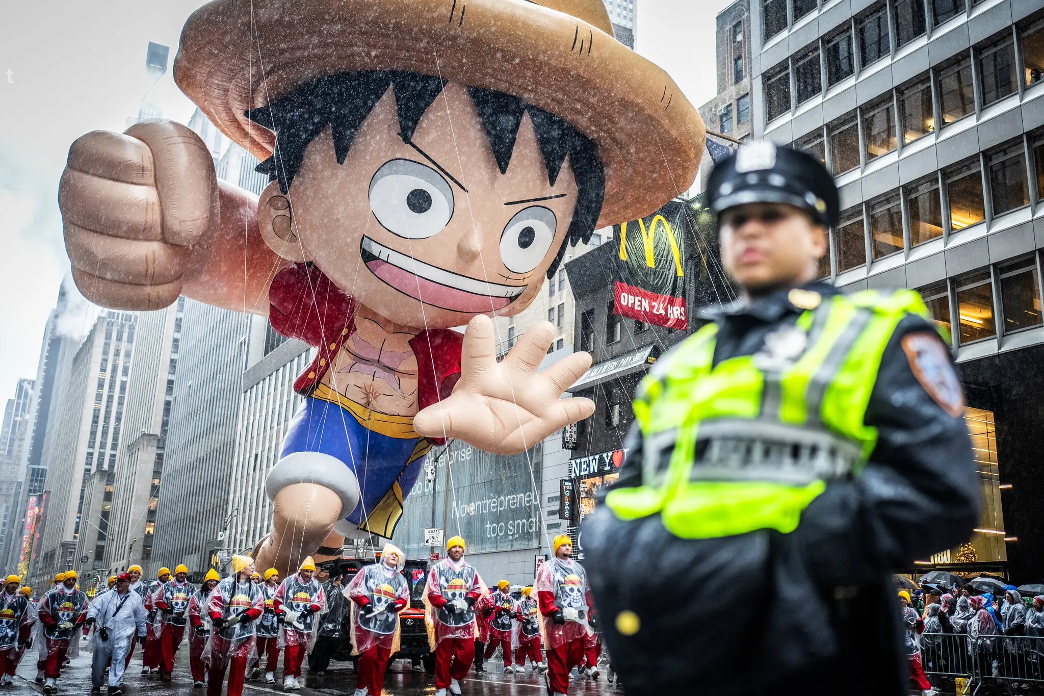 28macys-parade3111-pqzc-articleLarge.jpg